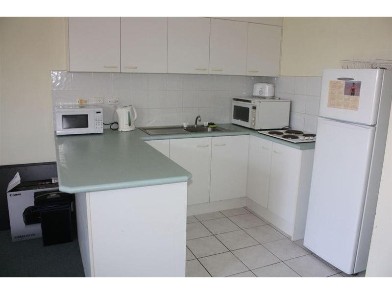 202/9 Trickett Street, Surfers Paradise QLD 4217