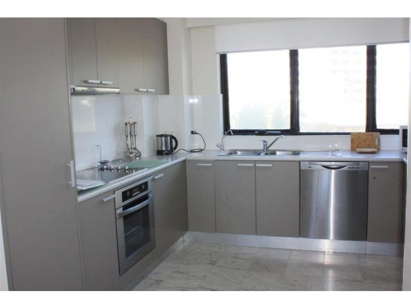 4 Thornton Street, Surfers Paradise QLD 4217