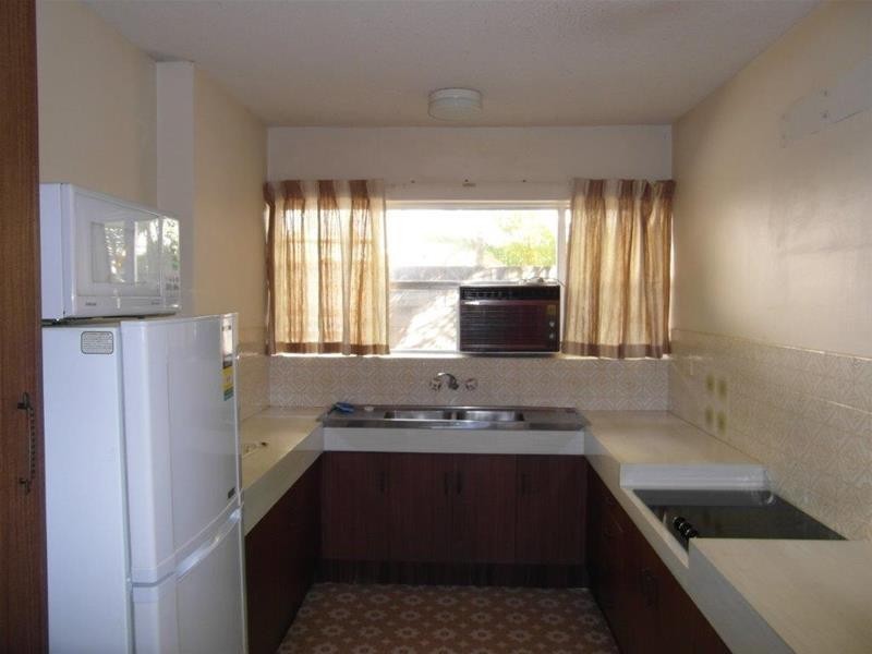 10 Sunrise Boulevard, Surfers Paradise QLD 4217