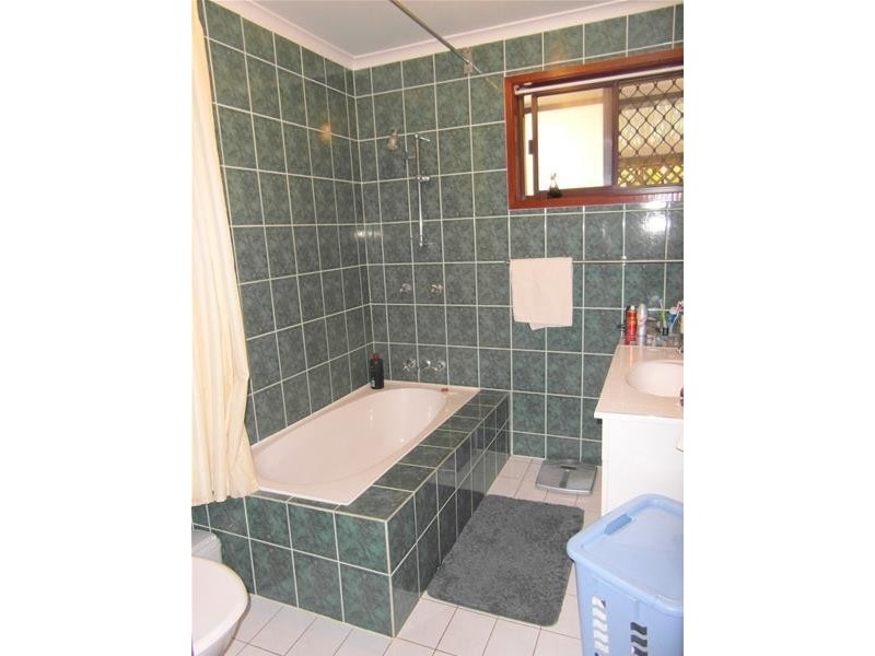 1 Pilgrim Place, Southport QLD 4215