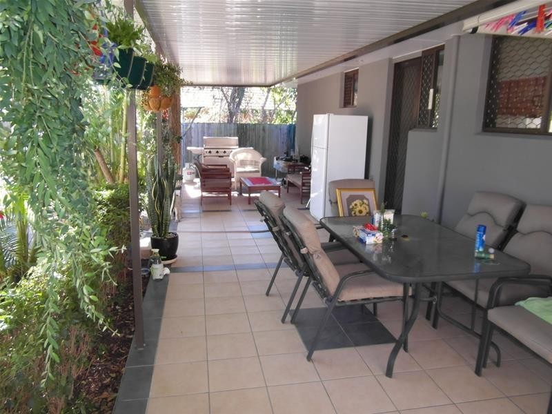 1 Pilgrim Place, Southport QLD 4215