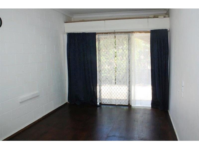 2/4 Virginia Grove, Southport QLD 4215