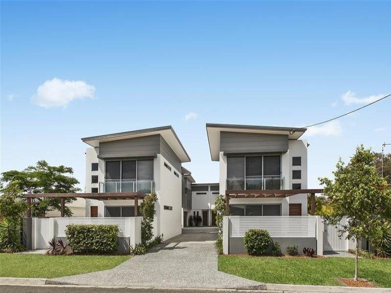 3/132 Eugaree Street, Southport QLD 4215