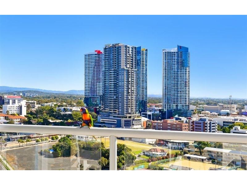 2004/1 Como Crescent, Southport QLD 4215