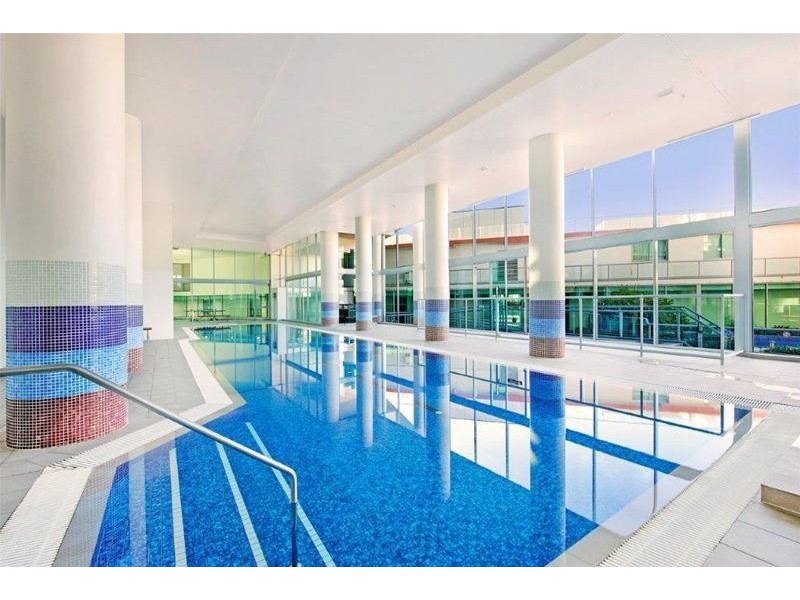 2004/1 Como Crescent, Southport QLD 4215