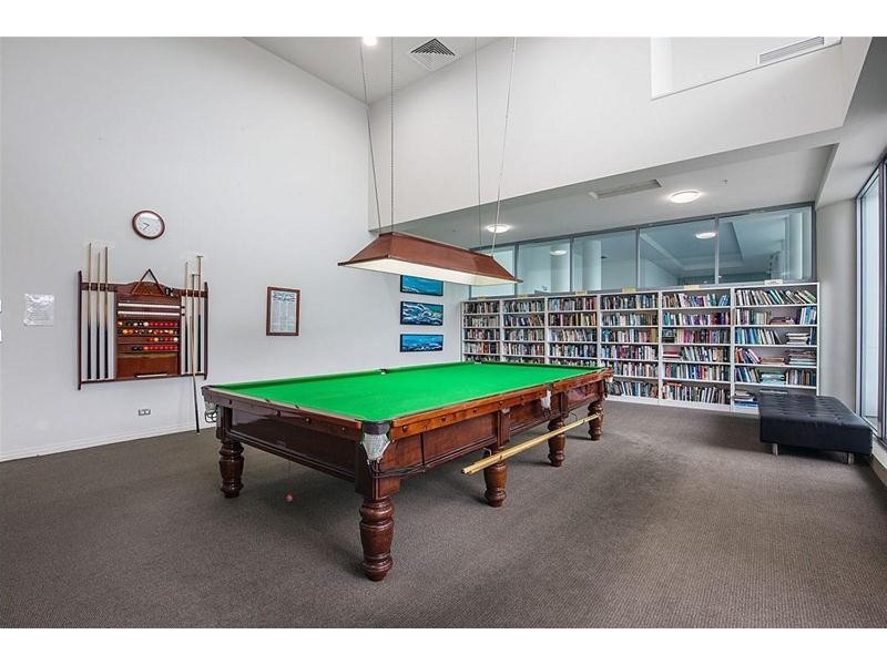 2004/1 Como Crescent, Southport QLD 4215