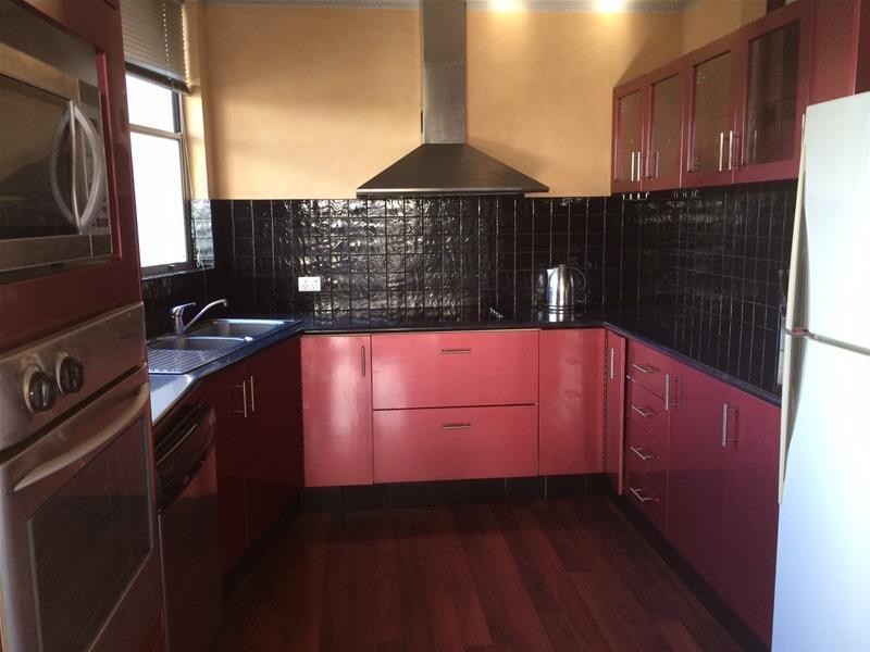 40 Watson Esplanade, Surfers Paradise QLD 4217