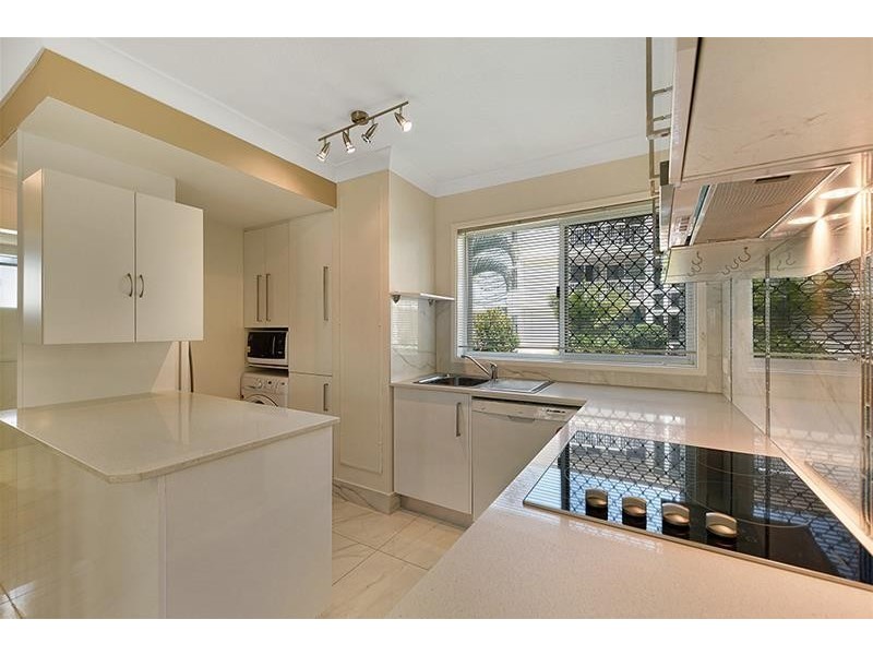 8/11 Federick Street, Surfers Paradise QLD 4217