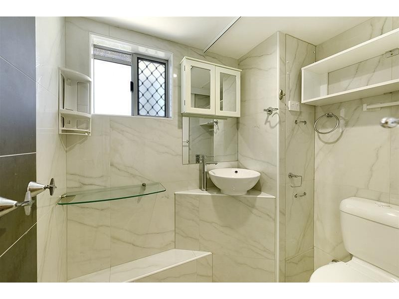 8/11 Federick Street, Surfers Paradise QLD 4217