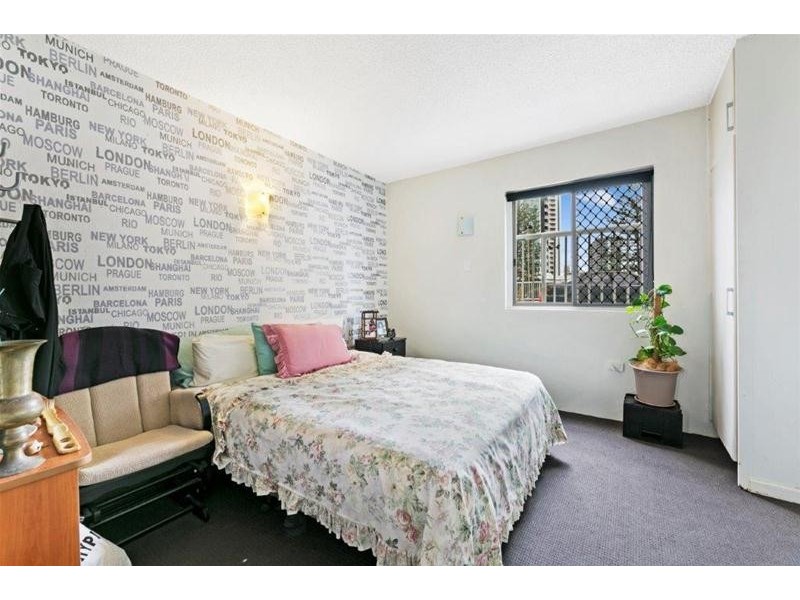 1D/34  Hanlan Street, Surfers Paradise QLD 4217