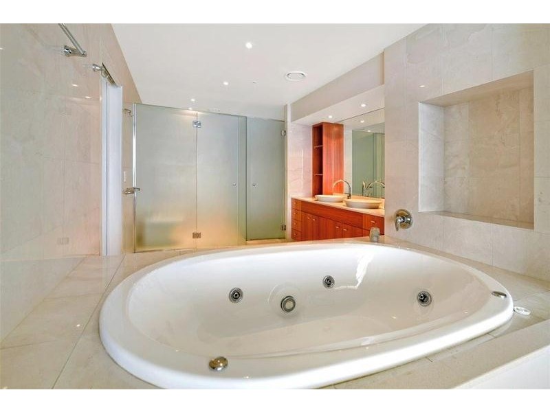 1372/23 Ferny Avenue, Surfers Paradise QLD 4217