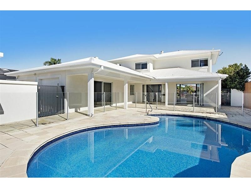 22 Seafarer Court, Paradise Waters QLD 4217