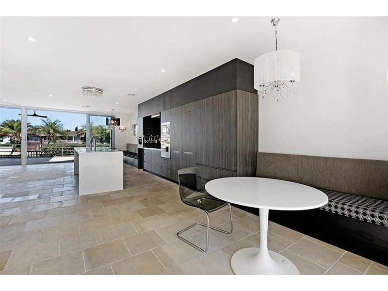 22 Seafarer Court, Paradise Waters QLD 4217