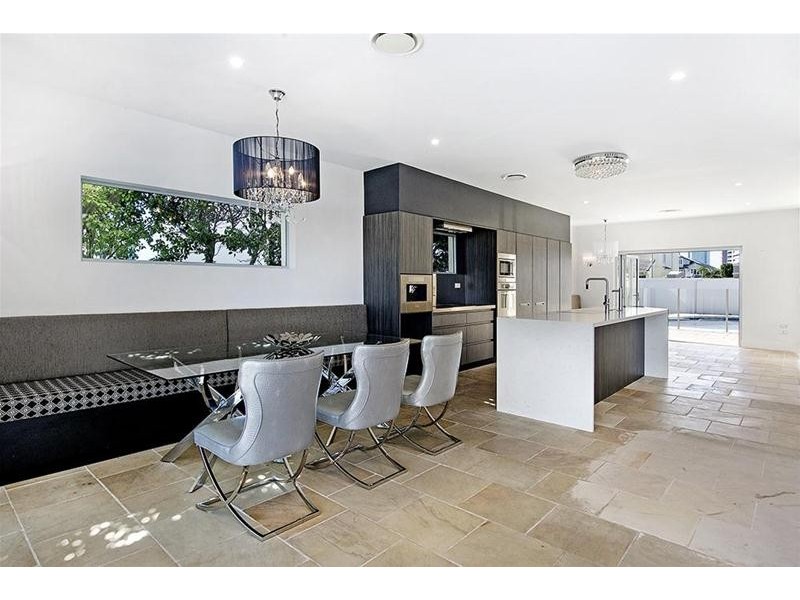 22 Seafarer Court, Paradise Waters QLD 4217