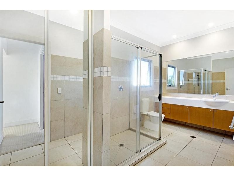 22 Seafarer Court, Paradise Waters QLD 4217