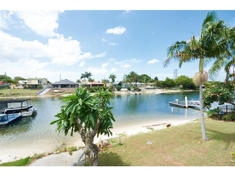 45 Rapallo Avenue, Isle Of Capri QLD 4217