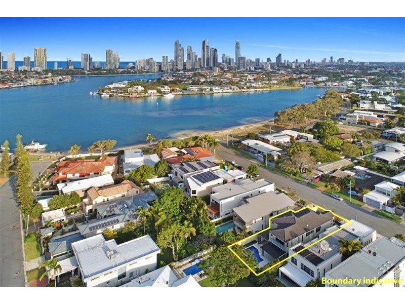 11 Durham Street, Southport QLD 4215