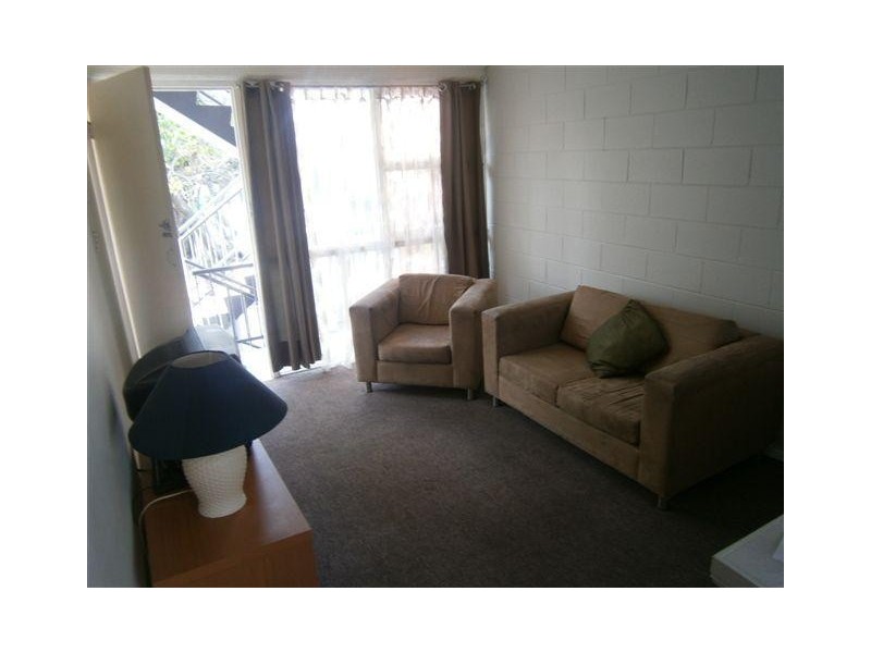 8/2930 Gold Coast Highway, Surfers Paradise QLD 4217