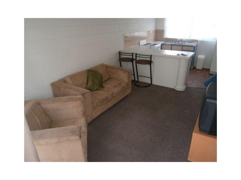 8/2930 Gold Coast Highway, Surfers Paradise QLD 4217