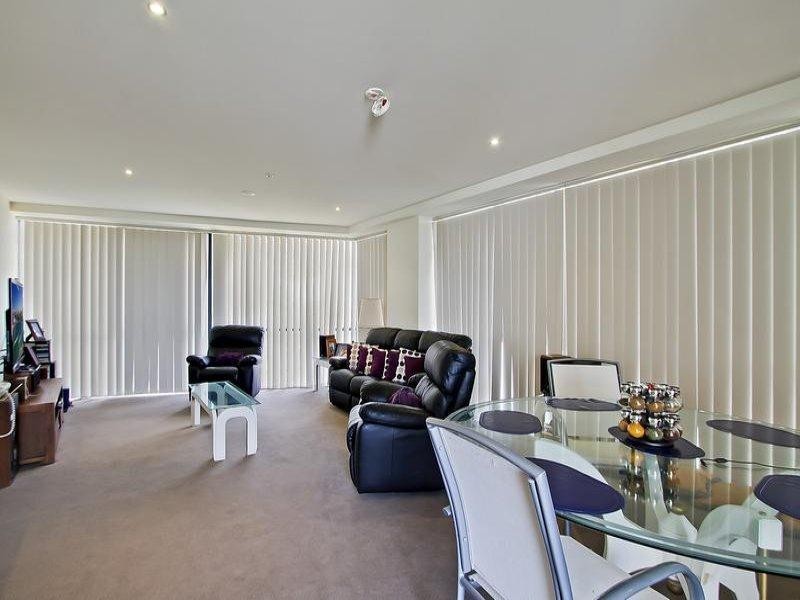 4 Wahroonga Place ‘Avalon’, Surfers Paradise QLD 4217