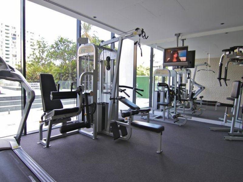 4 Wahroonga Place ‘Avalon’, Surfers Paradise QLD 4217