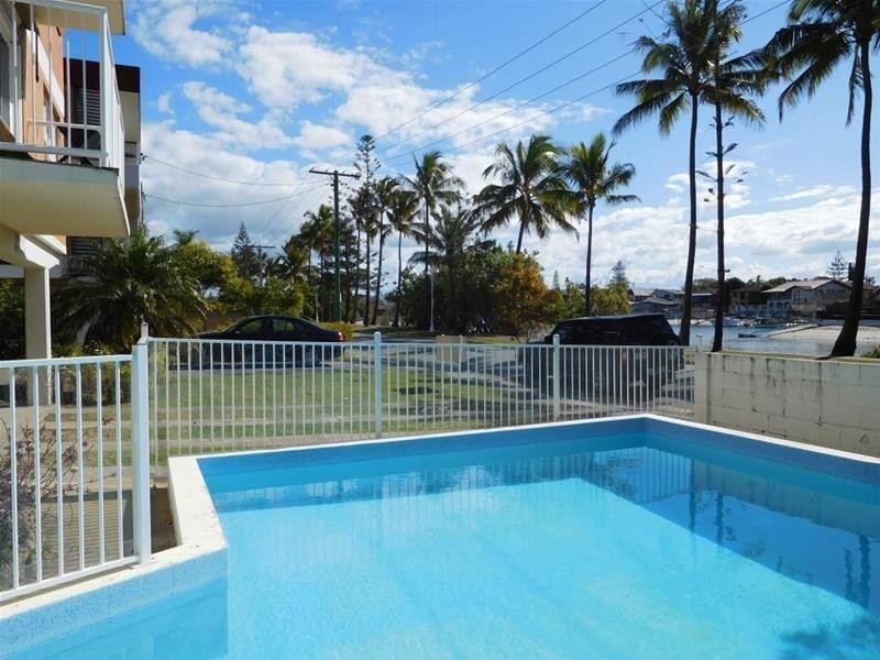 3 “Coobowie” 25 Watson Esplanade, Surfers Paradise QLD 4217