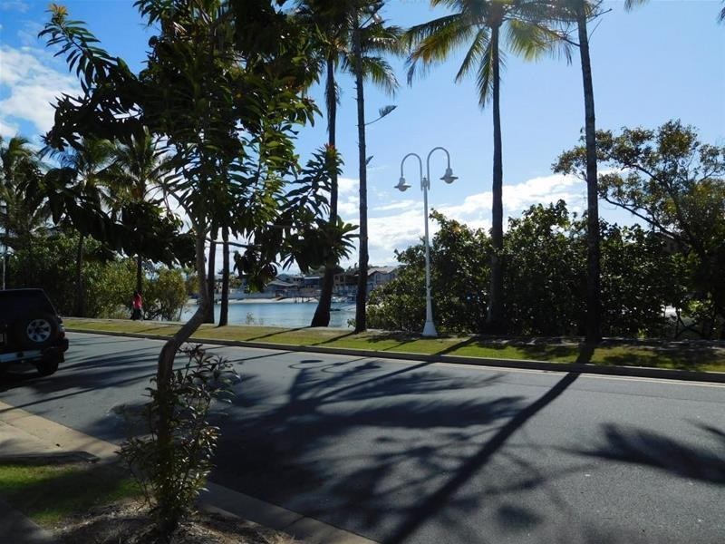 3 “Coobowie” 25 Watson Esplanade, Surfers Paradise QLD 4217