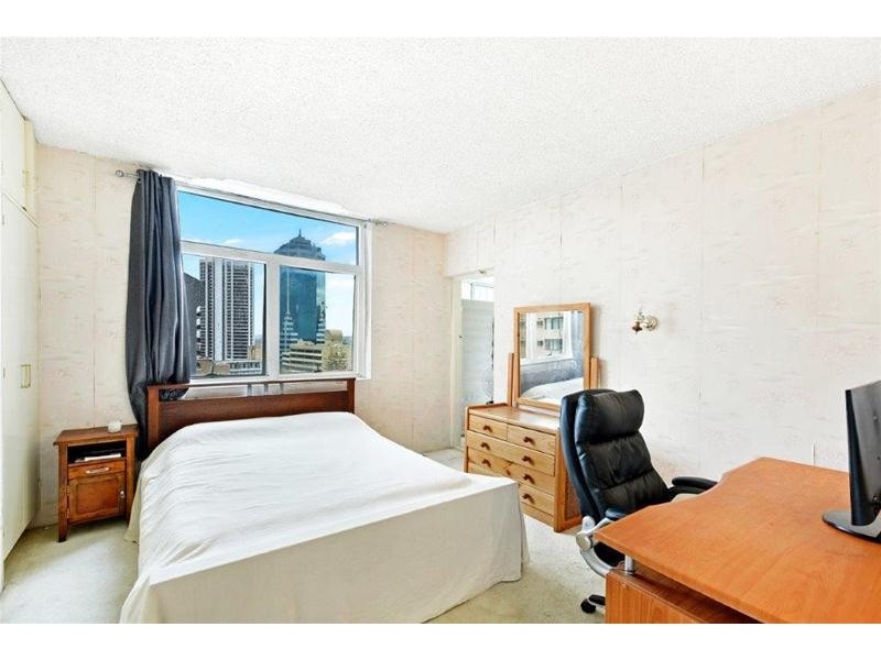 Kinkabool Penthouse Hanlan Street, Surfers Paradise QLD 4217