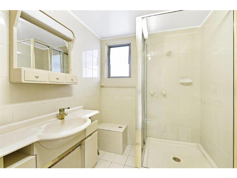 Kinkabool Penthouse Hanlan Street, Surfers Paradise QLD 4217