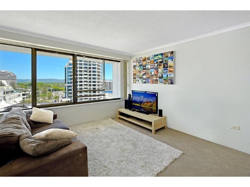 905/157 Old Burleigh Road, Broadbeach QLD 4218