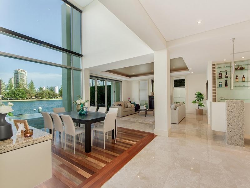 50 Admiralty Drive, Paradise Waters QLD 4217