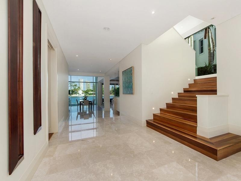 50 Admiralty Drive, Paradise Waters QLD 4217