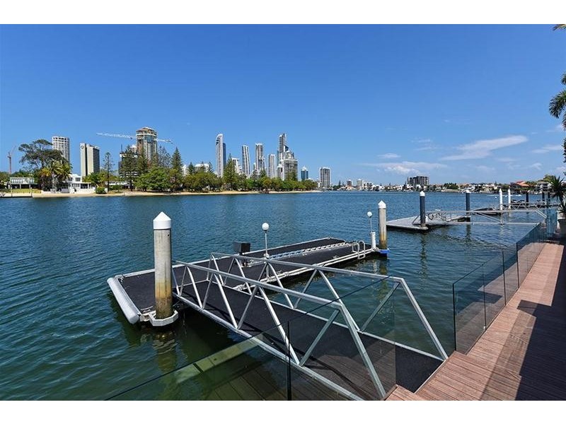 50 Admiralty Drive, Paradise Waters QLD 4217