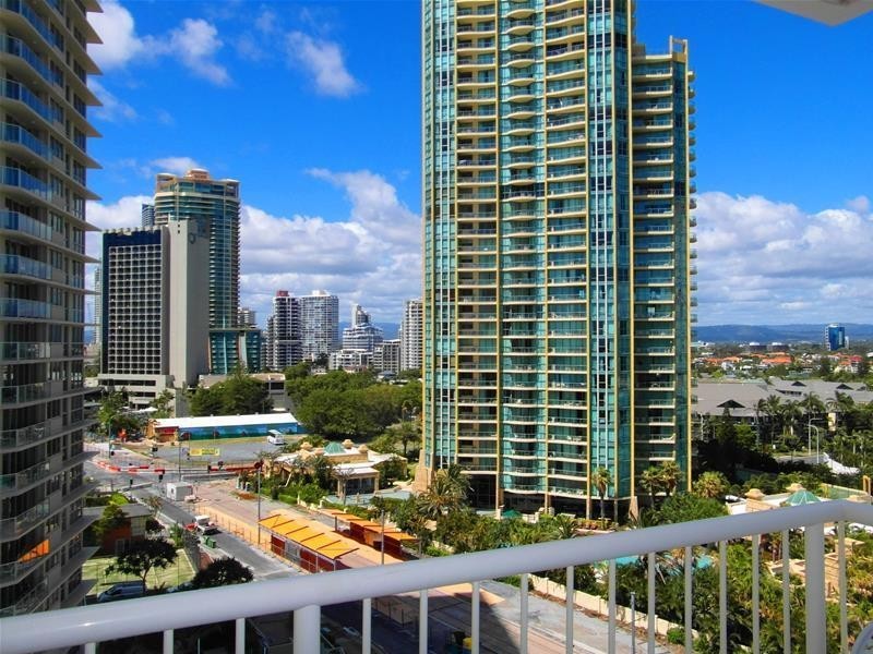 154 The Esplanade ‘Bahia’, Surfers Paradise QLD 4217