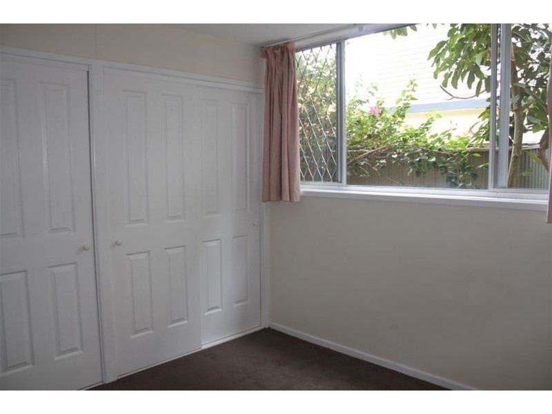 20 Leonard Avenue, Surfers Paradise QLD 4217