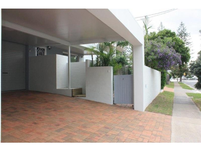 2/30 Birt Avenue, Surfers Paradise QLD 4217