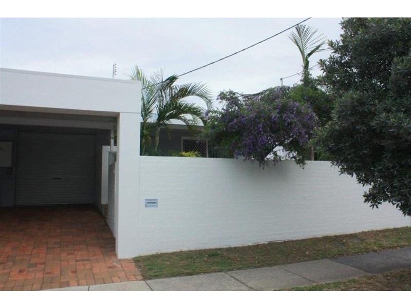 2/30 Birt Avenue, Surfers Paradise QLD 4217