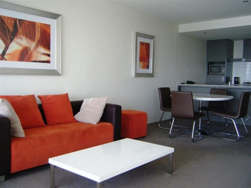 4 Wahroonga Place, Surfers Paradise QLD 4217