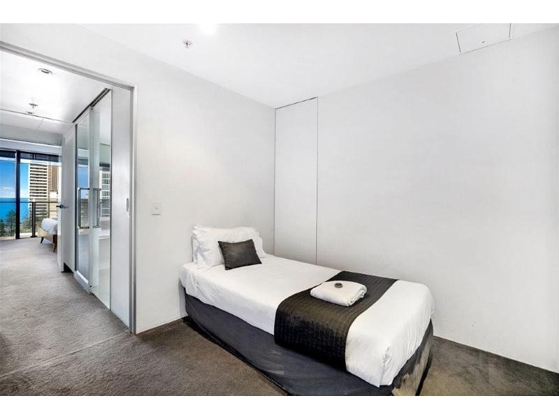 9 Ferny Avenue, Surfers Paradise QLD 4217