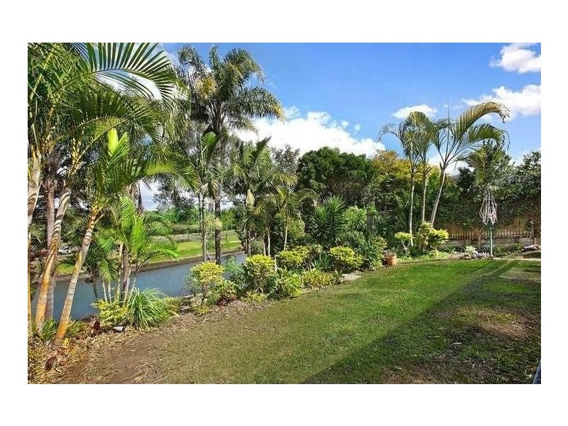 36 Wistaria Avenue, Southport QLD 4215