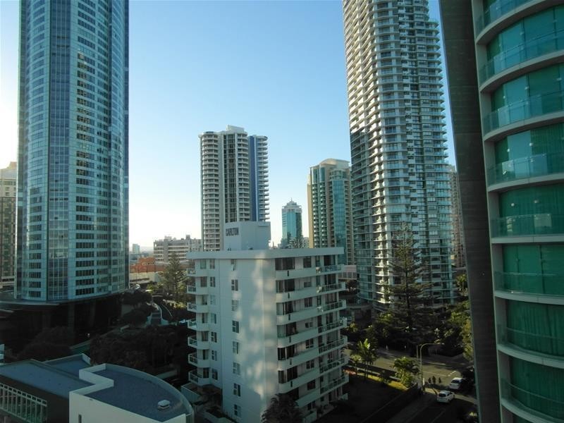 29 Northcliffe Terrace ‘The President’, Surfers Paradise QLD 4217