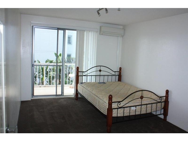 7/28 Riverview Parade, Surfers Paradise QLD 4217