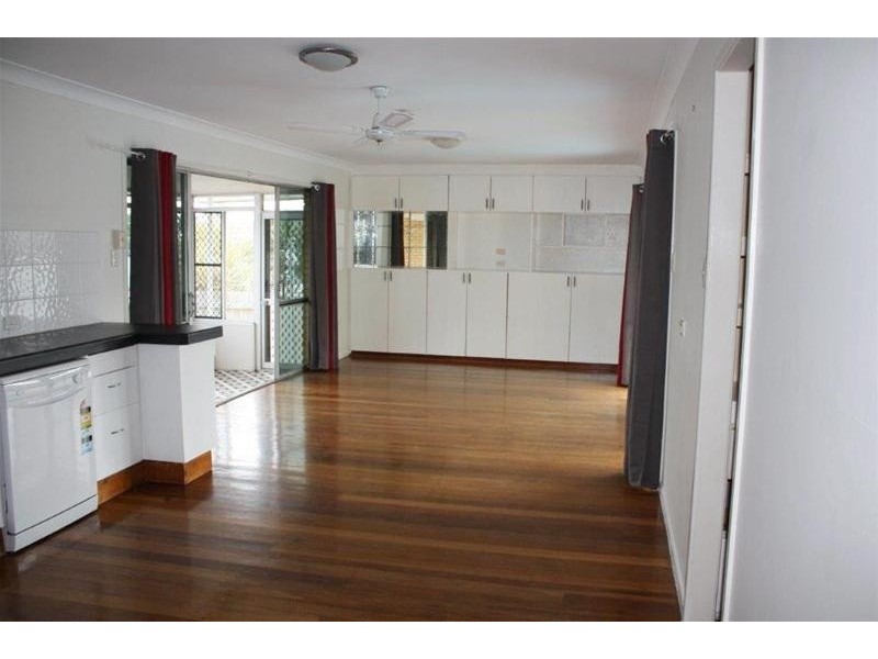 26 Sunset Boulevard, Surfers Paradise QLD 4217