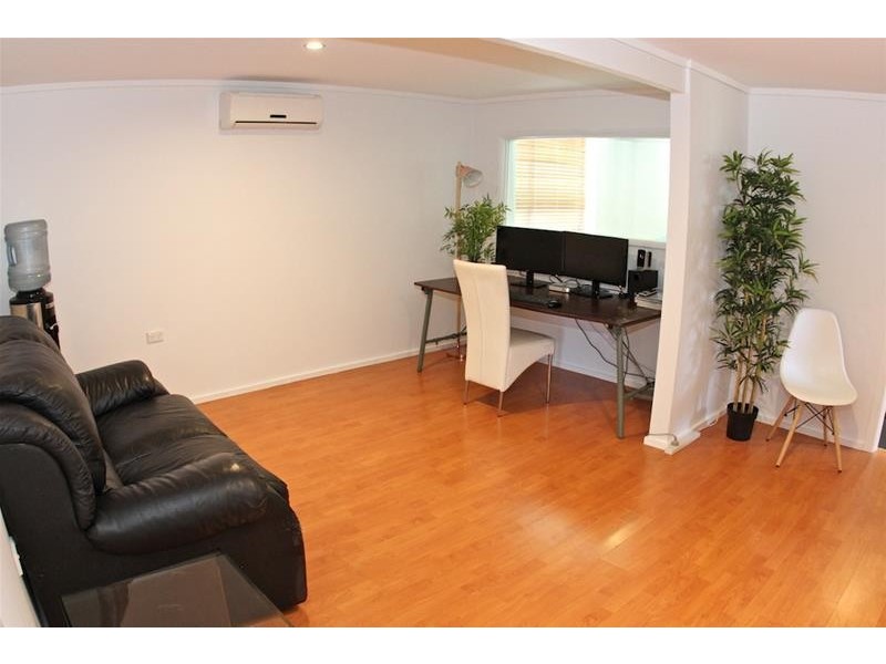 1 Louise Street, Southport QLD 4215