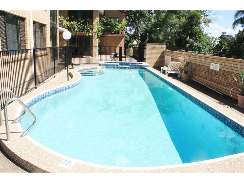 26 Remembrance Drive, Surfers Paradise QLD 4217