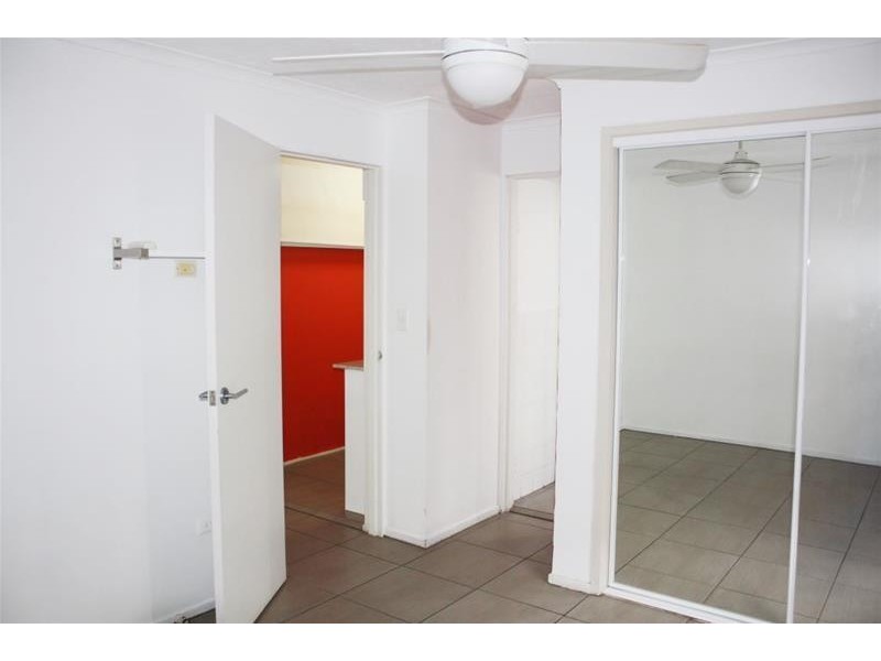 26 Remembrance Drive, Surfers Paradise QLD 4217