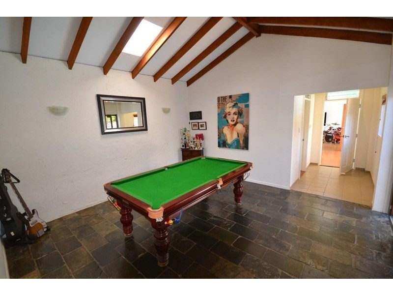 5 Richmond Avenue, Bundall QLD 4217