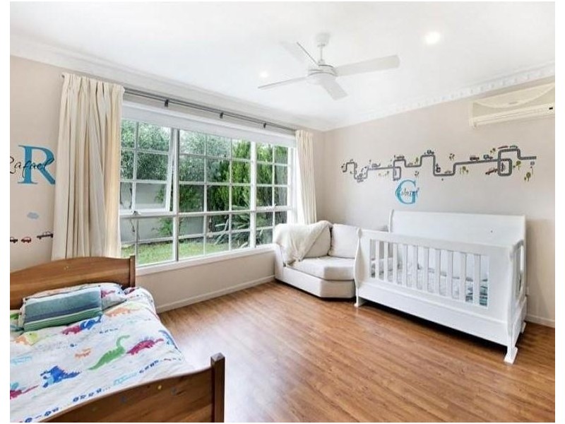 25 Brindisi Avenue, Isle Of Capri QLD 4217