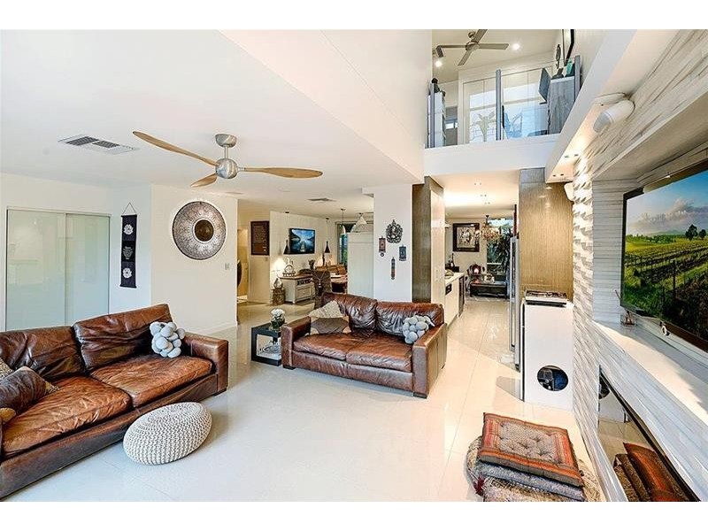 56 Stanhill Drive, Chevron Island QLD 4217