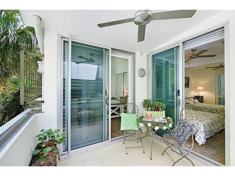 56 Stanhill Drive, Chevron Island QLD 4217